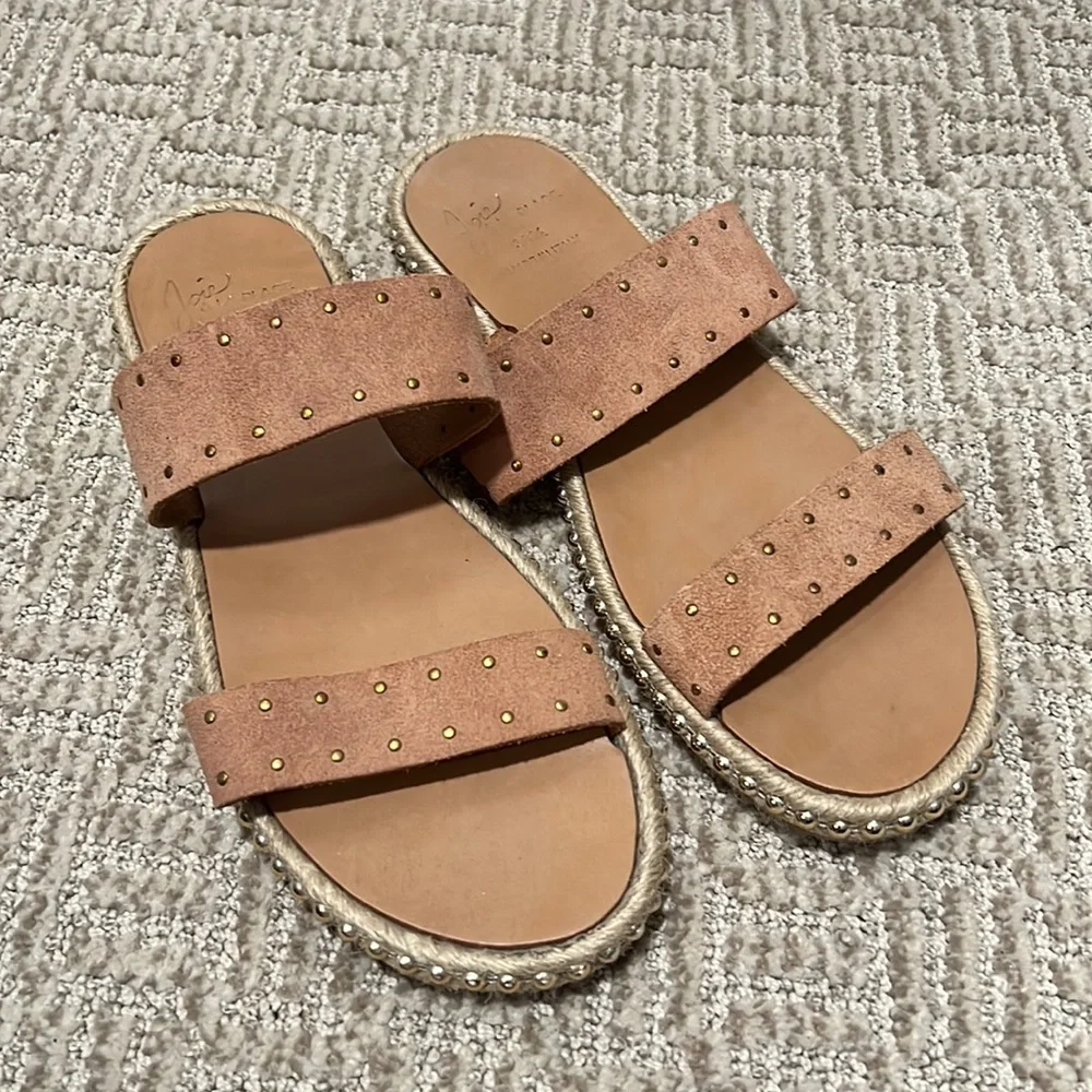 Joie sandal NWOT